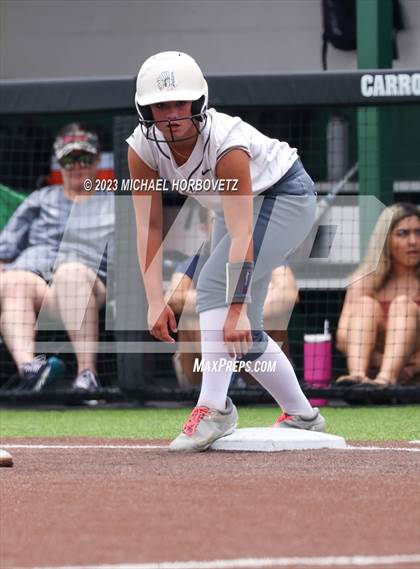 Thumbnail 3 in Keller vs. Guyer (UIL 6A Regional Final Game 3) photogallery.