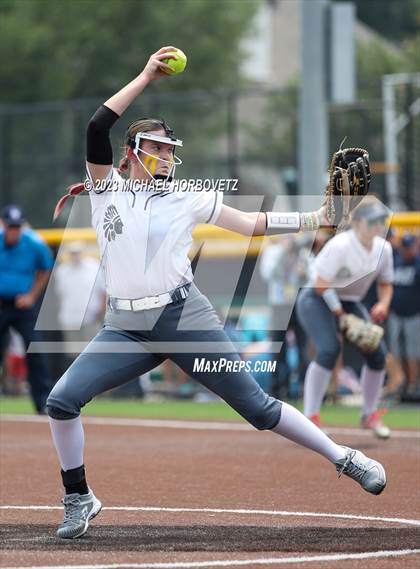 Thumbnail 3 in Keller vs. Guyer (UIL 6A Regional Final Game 3) photogallery.