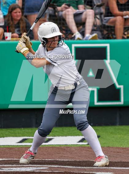 Thumbnail 3 in Keller vs. Guyer (UIL 6A Regional Final Game 3) photogallery.