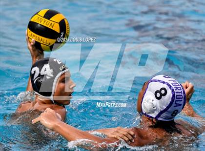 Thumbnail 1 in FR: Portola @ Canyon photogallery.