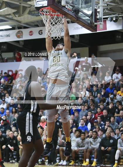 Thumbnail 2 in Roselle Catholic vs. Oak Ridge (Spalding Hoophall Classic) photogallery.