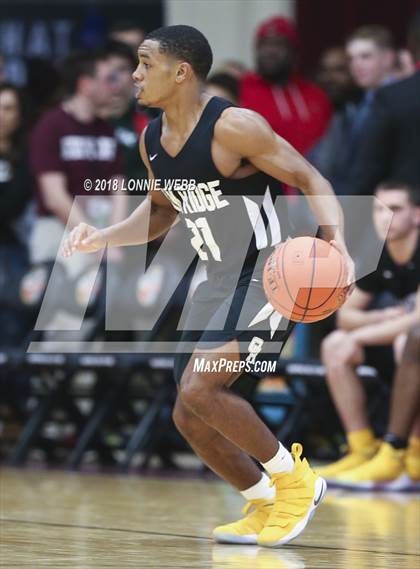 Thumbnail 2 in Roselle Catholic vs. Oak Ridge (Spalding Hoophall Classic) photogallery.