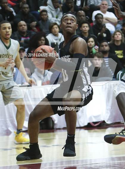 Thumbnail 3 in Roselle Catholic vs. Oak Ridge (Spalding Hoophall Classic) photogallery.