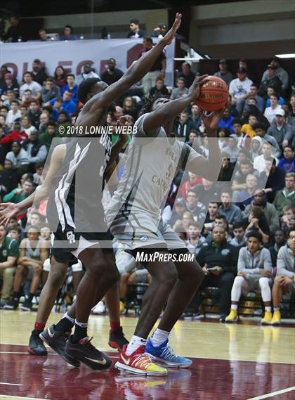 Thumbnail 2 in Roselle Catholic vs. Oak Ridge (Spalding Hoophall Classic) photogallery.