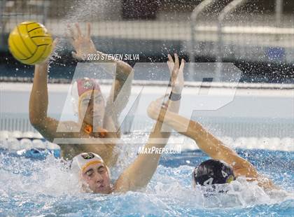 Thumbnail 1 in Harvard-Westlake vs. Newport Harbor (CIF SoCal Regional D1 Semifinal) photogallery.