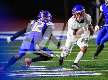 Thumbnail 3 in Los Altos @ Charter Oak (Homecoming) photogallery.