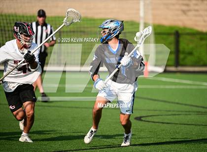 Thumbnail 2 in Darien vs. New Canaan (CIAC Class LL Semifinal) photogallery.