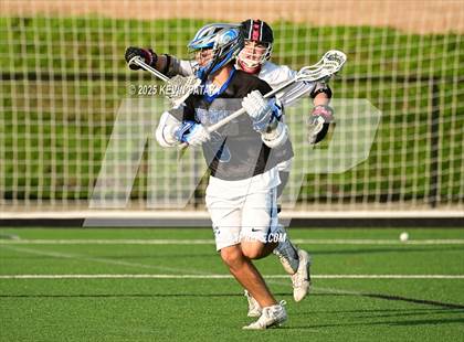 Thumbnail 2 in Darien vs. New Canaan (CIAC Class LL Semifinal) photogallery.