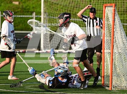 Thumbnail 1 in Darien vs. New Canaan (CIAC Class LL Semifinal) photogallery.