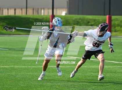 Thumbnail 1 in Darien vs. New Canaan (CIAC Class LL Semifinal) photogallery.