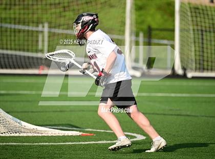Thumbnail 2 in Darien vs. New Canaan (CIAC Class LL Semifinal) photogallery.