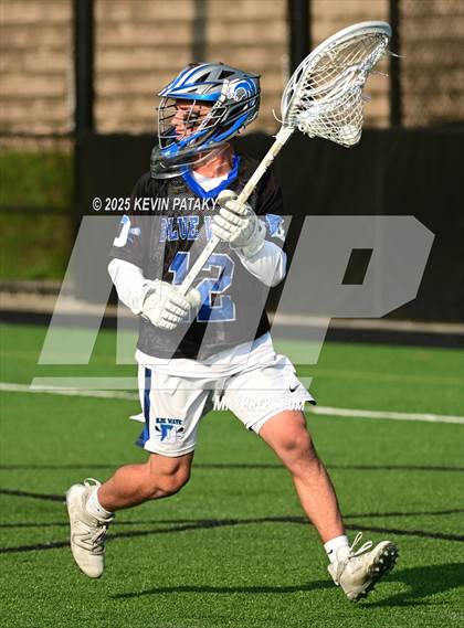 Thumbnail 1 in Darien vs. New Canaan (CIAC Class LL Semifinal) photogallery.