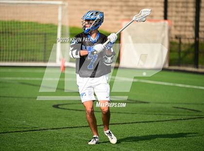 Thumbnail 1 in Darien vs. New Canaan (CIAC Class LL Semifinal) photogallery.
