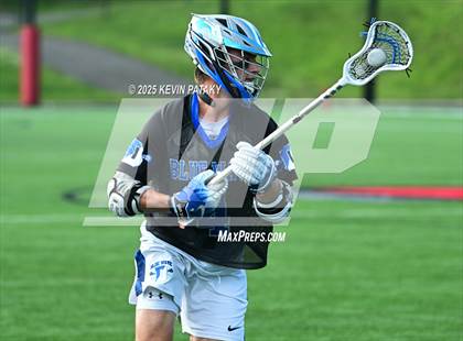 Thumbnail 1 in Darien vs. New Canaan (CIAC Class LL Semifinal) photogallery.