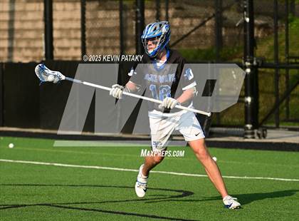 Thumbnail 3 in Darien vs. New Canaan (CIAC Class LL Semifinal) photogallery.