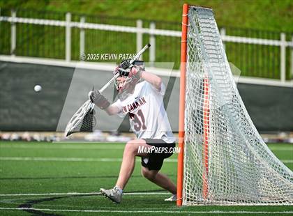 Thumbnail 1 in Darien vs. New Canaan (CIAC Class LL Semifinal) photogallery.