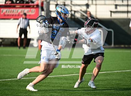 Thumbnail 1 in Darien vs. New Canaan (CIAC Class LL Semifinal) photogallery.