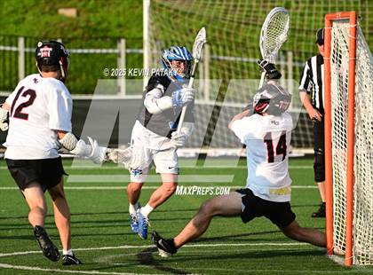 Thumbnail 2 in Darien vs. New Canaan (CIAC Class LL Semifinal) photogallery.