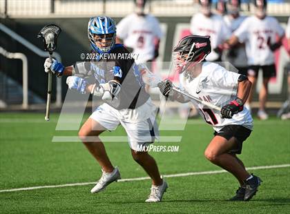 Thumbnail 2 in Darien vs. New Canaan (CIAC Class LL Semifinal) photogallery.