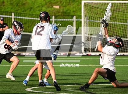 Thumbnail 1 in Darien vs. New Canaan (CIAC Class LL Semifinal) photogallery.