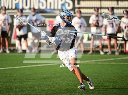 Thumbnail 2 in Darien vs. New Canaan (CIAC Class LL Semifinal) photogallery.
