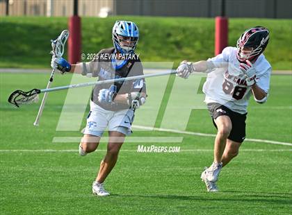 Thumbnail 2 in Darien vs. New Canaan (CIAC Class LL Semifinal) photogallery.