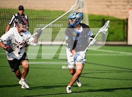 Thumbnail 2 in Darien vs. New Canaan (CIAC Class LL Semifinal) photogallery.
