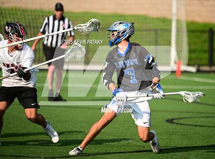 Thumbnail 2 in Darien vs. New Canaan (CIAC Class LL Semifinal) photogallery.