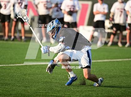 Thumbnail 3 in Darien vs. New Canaan (CIAC Class LL Semifinal) photogallery.