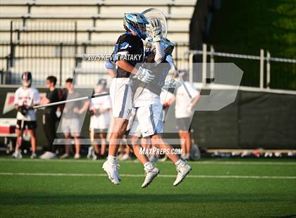 Thumbnail 2 in Darien vs. New Canaan (CIAC Class LL Semifinal) photogallery.