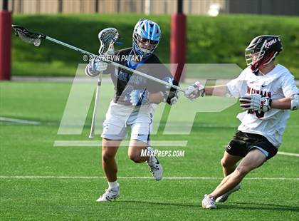 Thumbnail 2 in Darien vs. New Canaan (CIAC Class LL Semifinal) photogallery.
