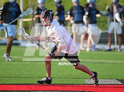 Thumbnail 2 in Darien vs. New Canaan (CIAC Class LL Semifinal) photogallery.