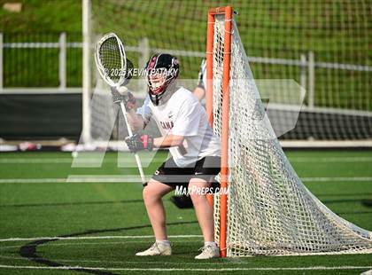 Thumbnail 2 in Darien vs. New Canaan (CIAC Class LL Semifinal) photogallery.