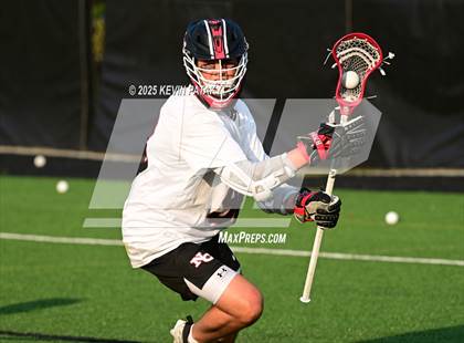 Thumbnail 1 in Darien vs. New Canaan (CIAC Class LL Semifinal) photogallery.