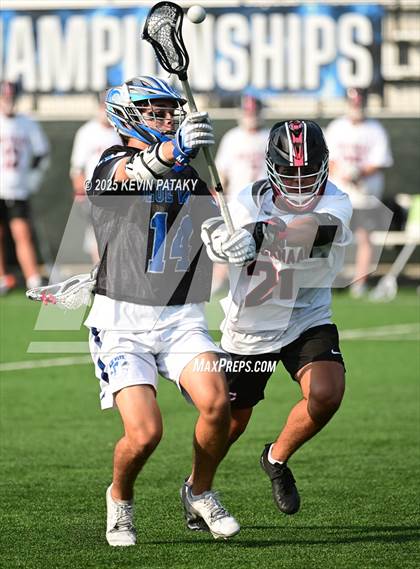 Thumbnail 2 in Darien vs. New Canaan (CIAC Class LL Semifinal) photogallery.