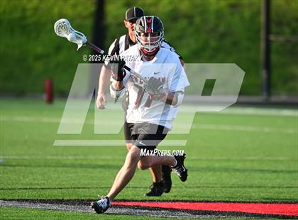Thumbnail 1 in Darien vs. New Canaan (CIAC Class LL Semifinal) photogallery.