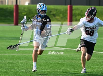 Thumbnail 2 in Darien vs. New Canaan (CIAC Class LL Semifinal) photogallery.