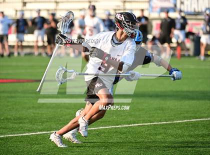 Thumbnail 3 in Darien vs. New Canaan (CIAC Class LL Semifinal) photogallery.