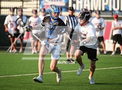 Thumbnail 2 in Darien vs. New Canaan (CIAC Class LL Semifinal) photogallery.