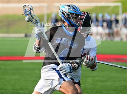 Thumbnail 2 in Darien vs. New Canaan (CIAC Class LL Semifinal) photogallery.