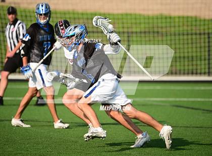 Thumbnail 2 in Darien vs. New Canaan (CIAC Class LL Semifinal) photogallery.