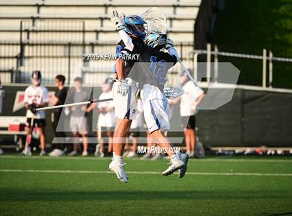 Thumbnail 2 in Darien vs. New Canaan (CIAC Class LL Semifinal) photogallery.