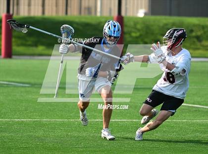 Thumbnail 1 in Darien vs. New Canaan (CIAC Class LL Semifinal) photogallery.