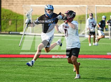 Thumbnail 2 in Darien vs. New Canaan (CIAC Class LL Semifinal) photogallery.