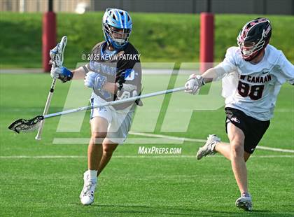 Thumbnail 1 in Darien vs. New Canaan (CIAC Class LL Semifinal) photogallery.