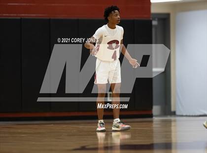 Thumbnail 3 in Jones County vs Warner Robins photogallery.