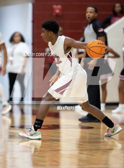 Thumbnail 2 in Jones County vs Warner Robins photogallery.