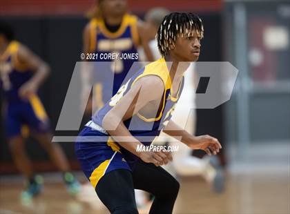 Thumbnail 3 in Jones County vs Warner Robins photogallery.