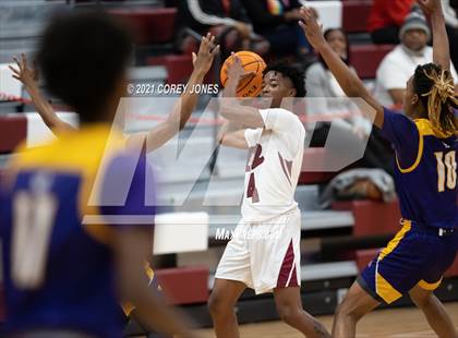 Thumbnail 1 in Jones County vs Warner Robins photogallery.