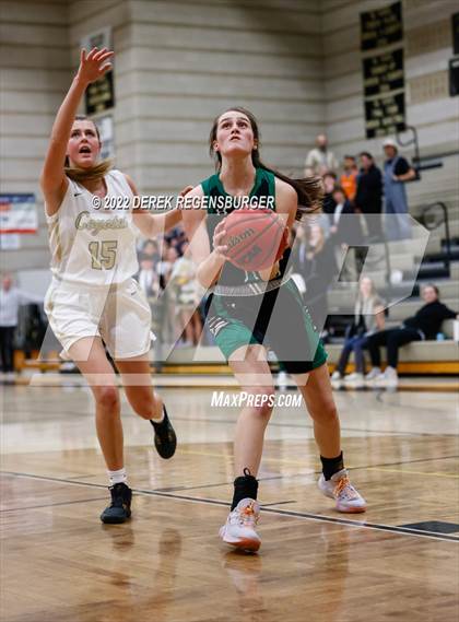 Thumbnail 2 in Fossil Ridge vs Monarch (CHSAA 5A Sweet 16) photogallery.